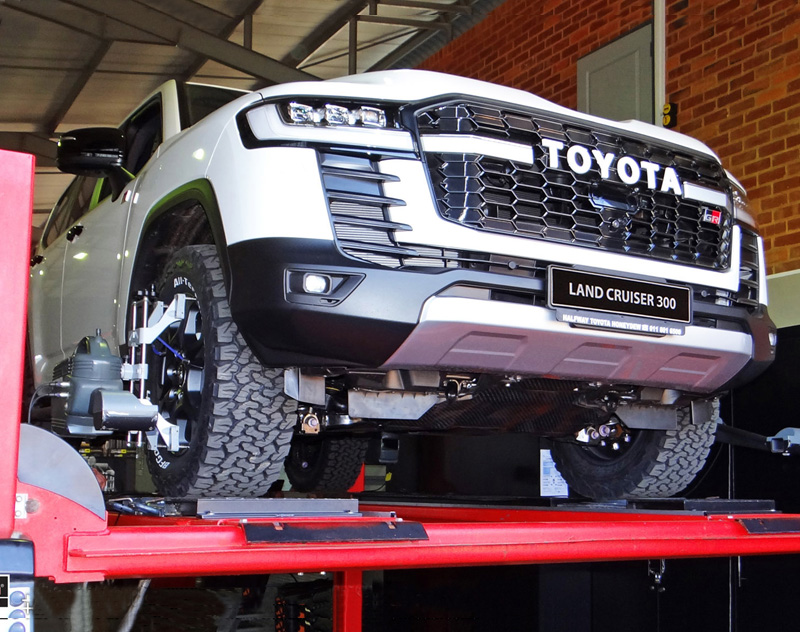 Land Cruiser 300GRS WR Off Road Industries