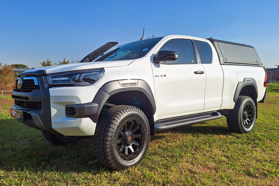 snorkel_scav_hilux_02