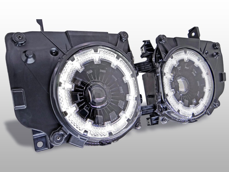 LC79_Headlights_upg_2024