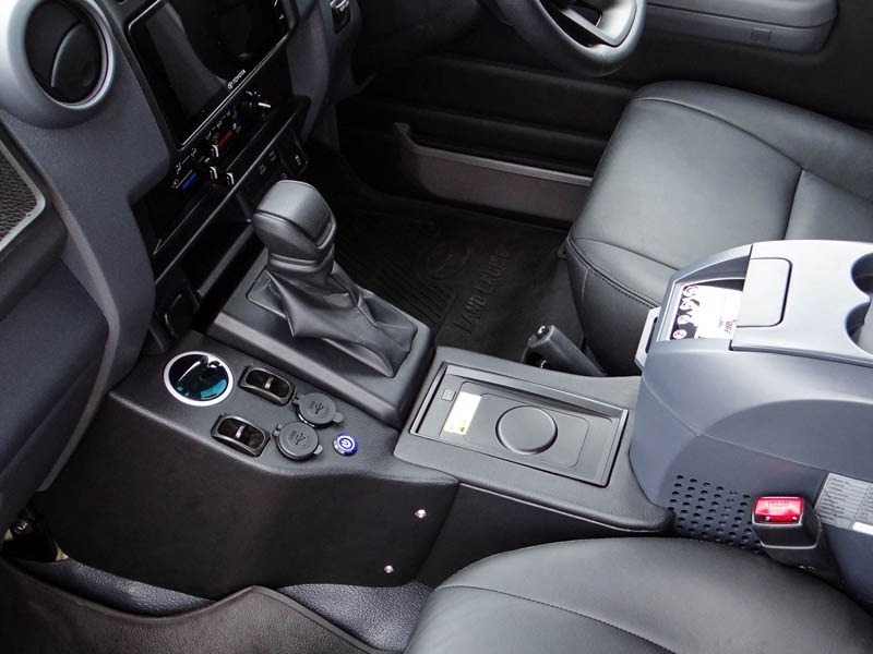 centerconsole-luxury-2026_1