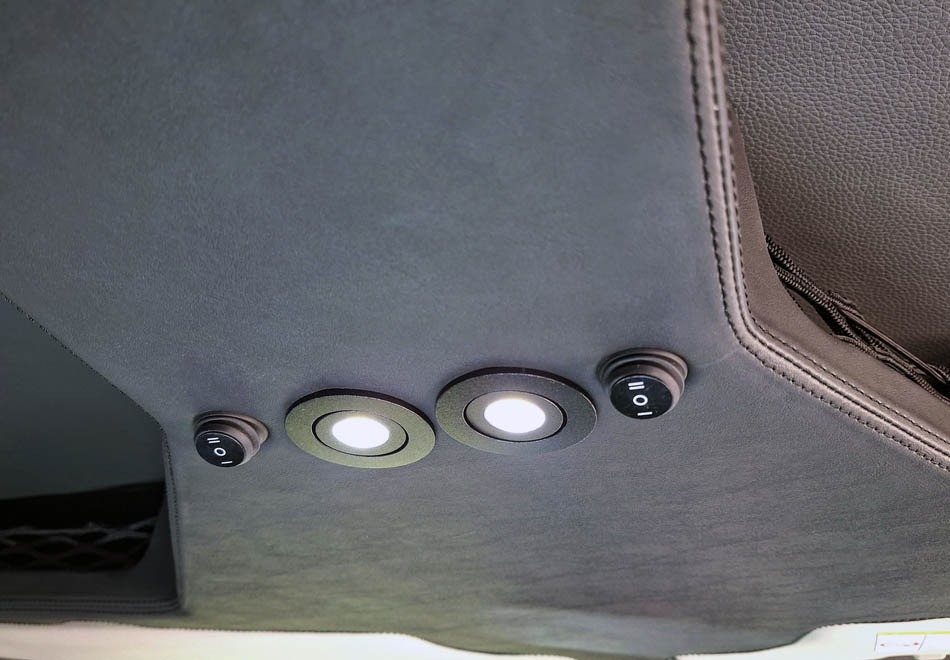 interior_t-console_5