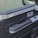 leather_interior_arms