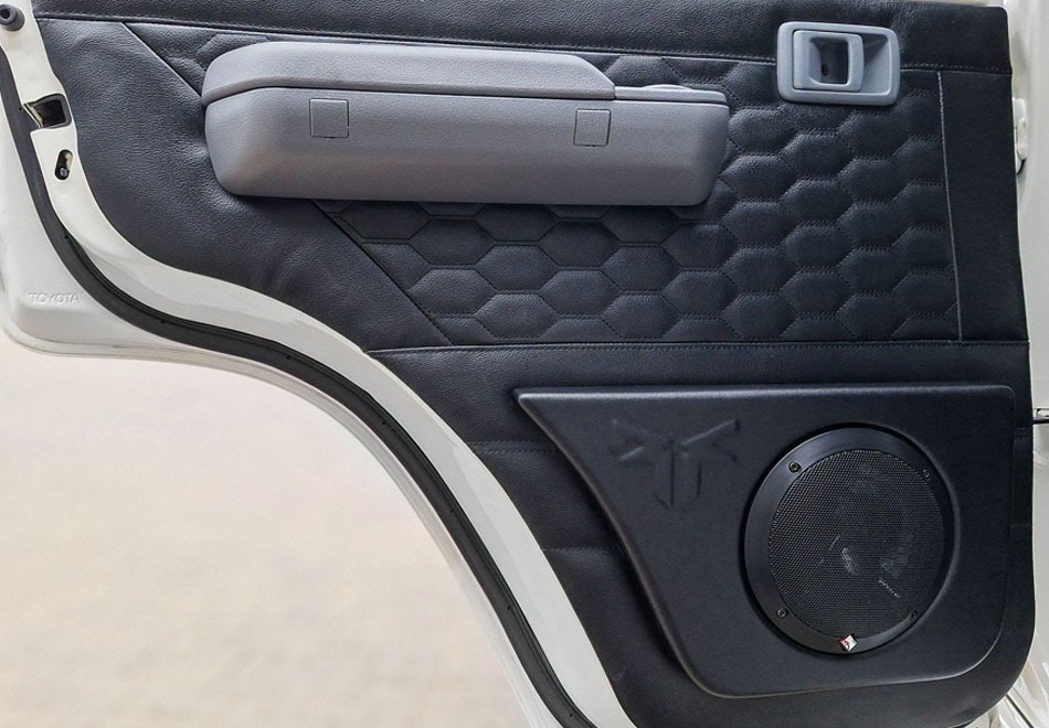 leather_interior_panel_2